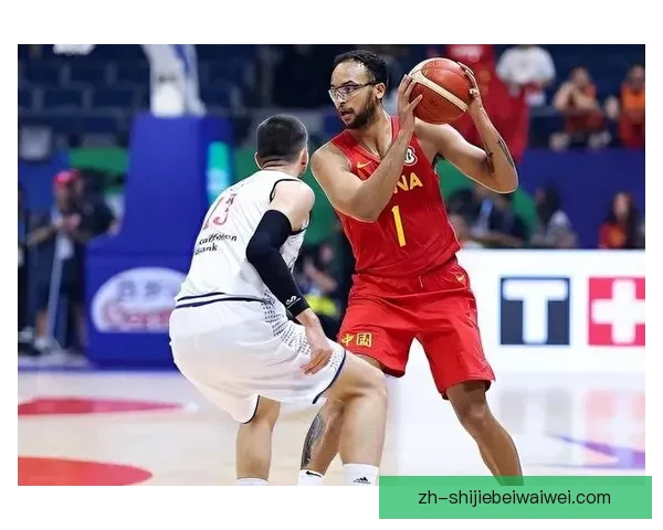 辛方伊以1比0战胜萨古伊罗斯成功晋级 展现精湛球技与坚韧意志